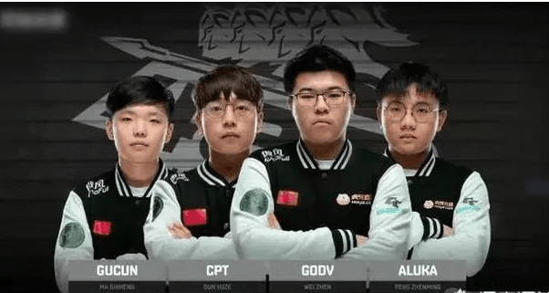 年足球参与 年足球参与