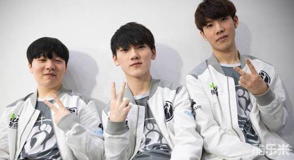 一样的自信 一样的自信